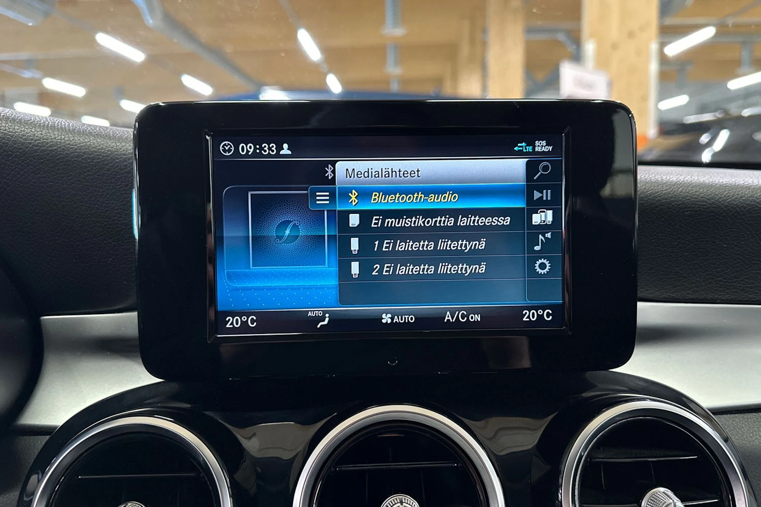 harmaa Mercedes-Benz C 2019 kuva 13.