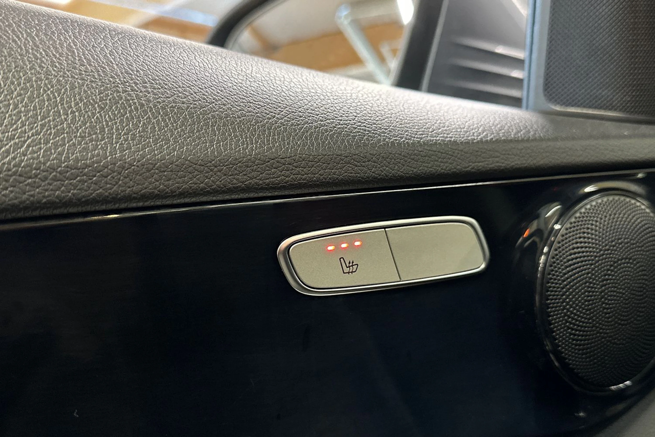 harmaa Mercedes-Benz C 2019 kuva 18.