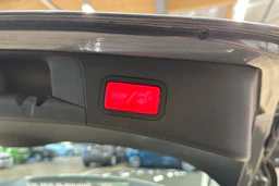 harmaa Mercedes-Benz C 2019 kuva 21.