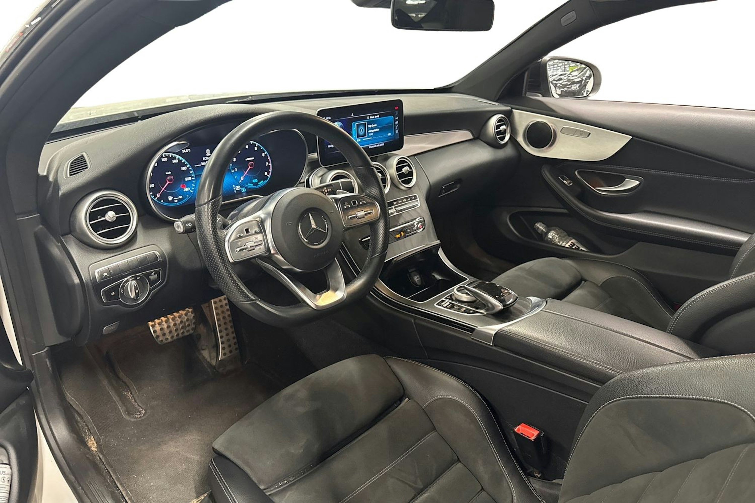 valkoinen Mercedes-Benz C 2019 kuva 3.