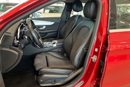 punainen Mercedes-Benz C 2019 kuva 14.