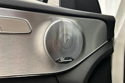 valkoinen Mercedes-Benz C 2020 kuva 15.