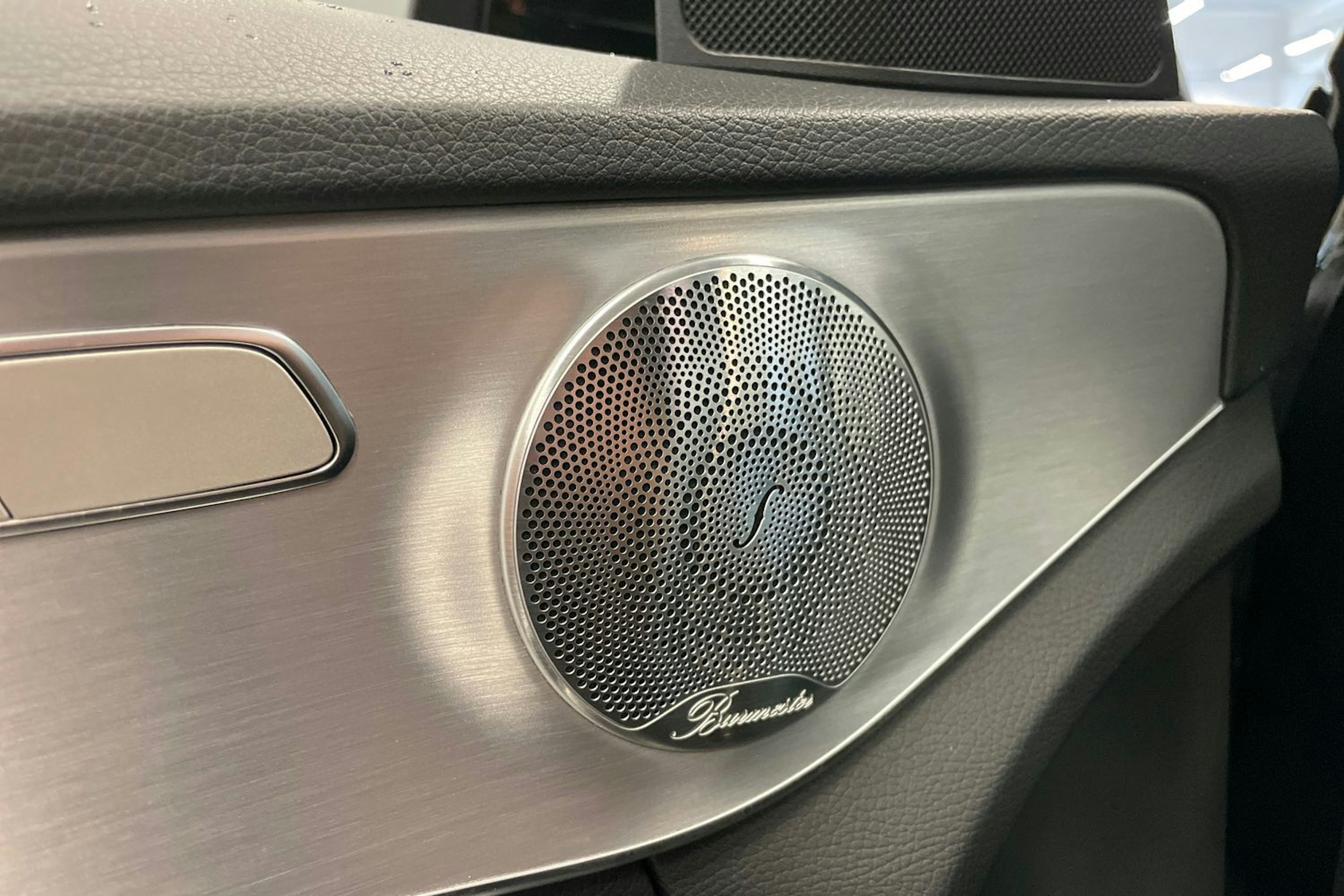 musta Mercedes-Benz C 2020 kuva 19.