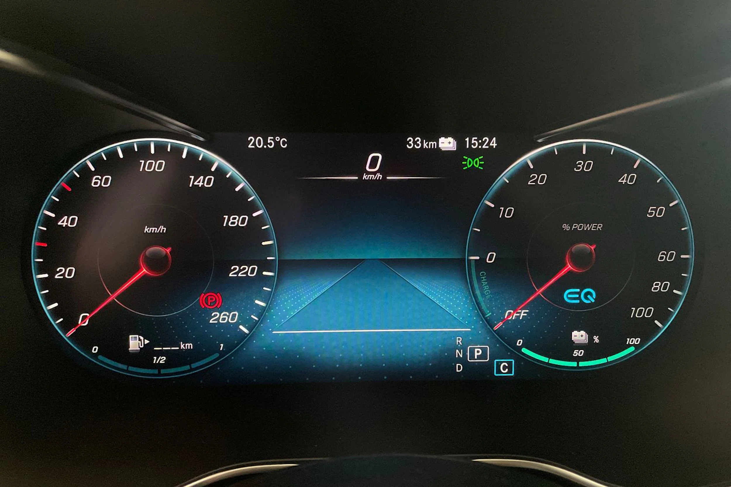harmaa Mercedes-Benz C 2020 kuva 19.