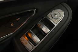 harmaa Mercedes-Benz C 2020 kuva 20.