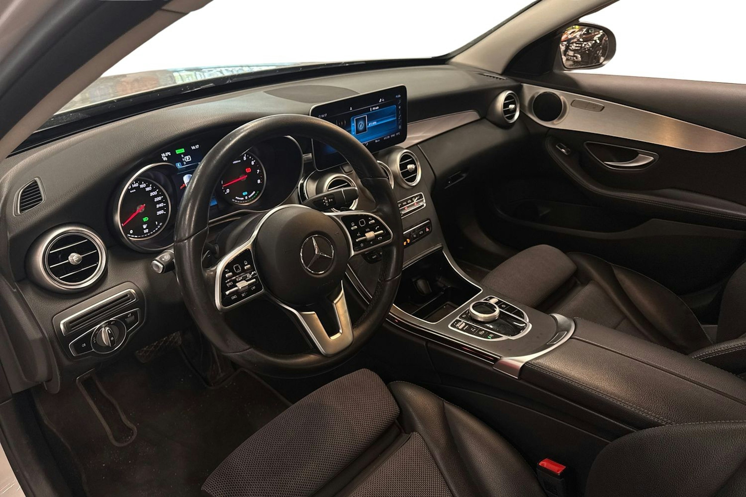 harmaa Mercedes-Benz C 2020 kuva 3.