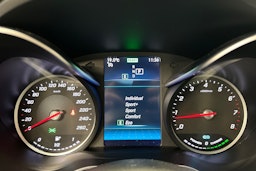 harmaa Mercedes-Benz C 2020 kuva 24.
