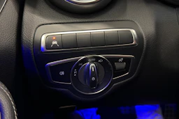 Harmaa Mercedes-Benz C 2020 kuva 18.