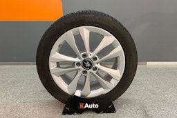 Harmaa Mercedes-Benz C 2020 kuva 10.