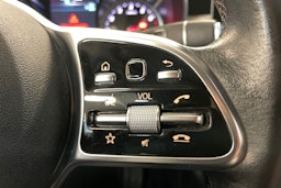 Harmaa Mercedes-Benz C 2020 kuva 15.