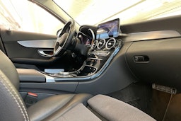 Harmaa Mercedes-Benz C 2020 kuva 26.