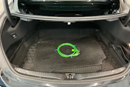 musta Mercedes-Benz C 2020 kuva 21.
