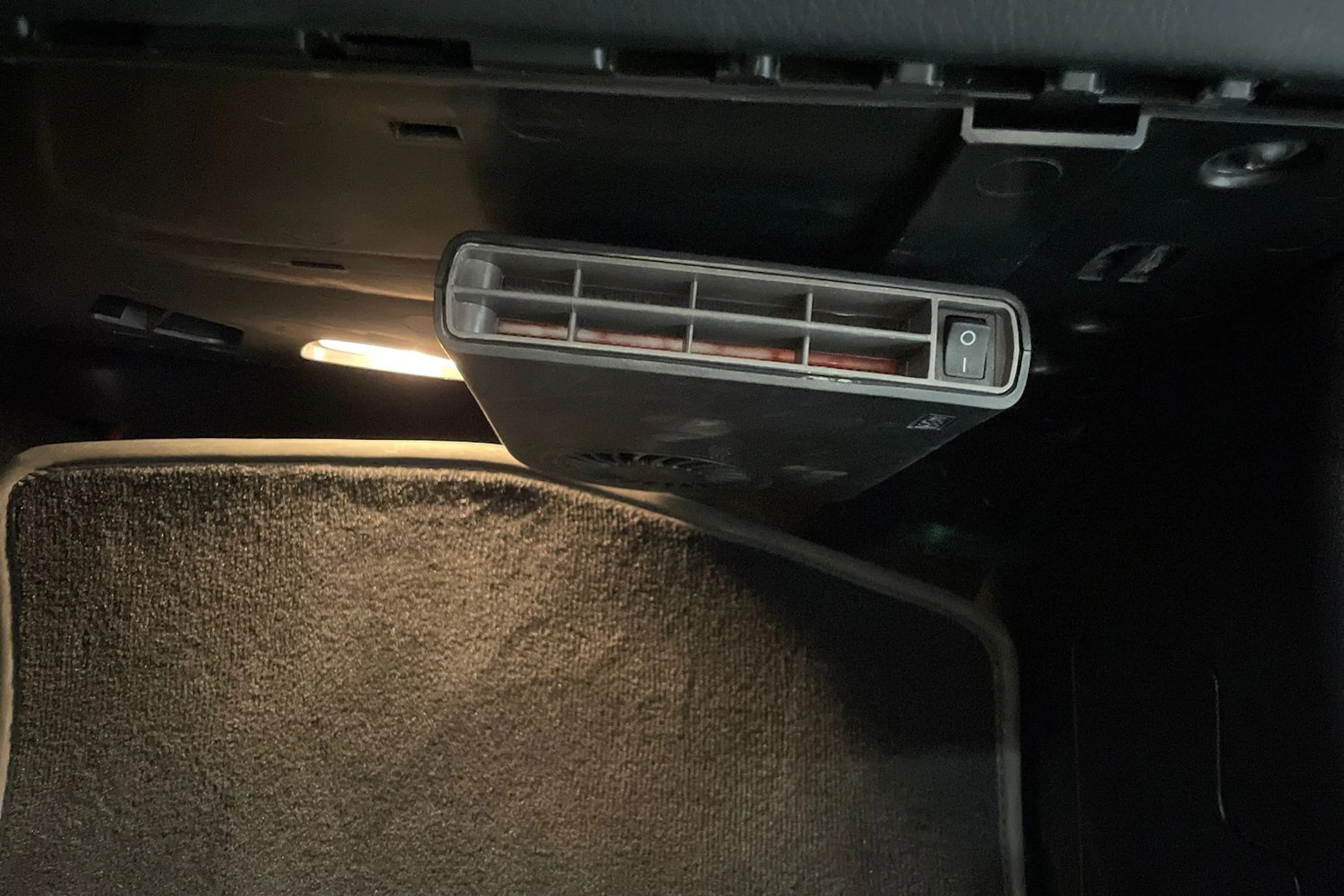 musta Mercedes-Benz C 2020 kuva 25.