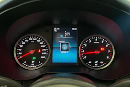 valkoinen Mercedes-Benz C 2020 kuva 18.