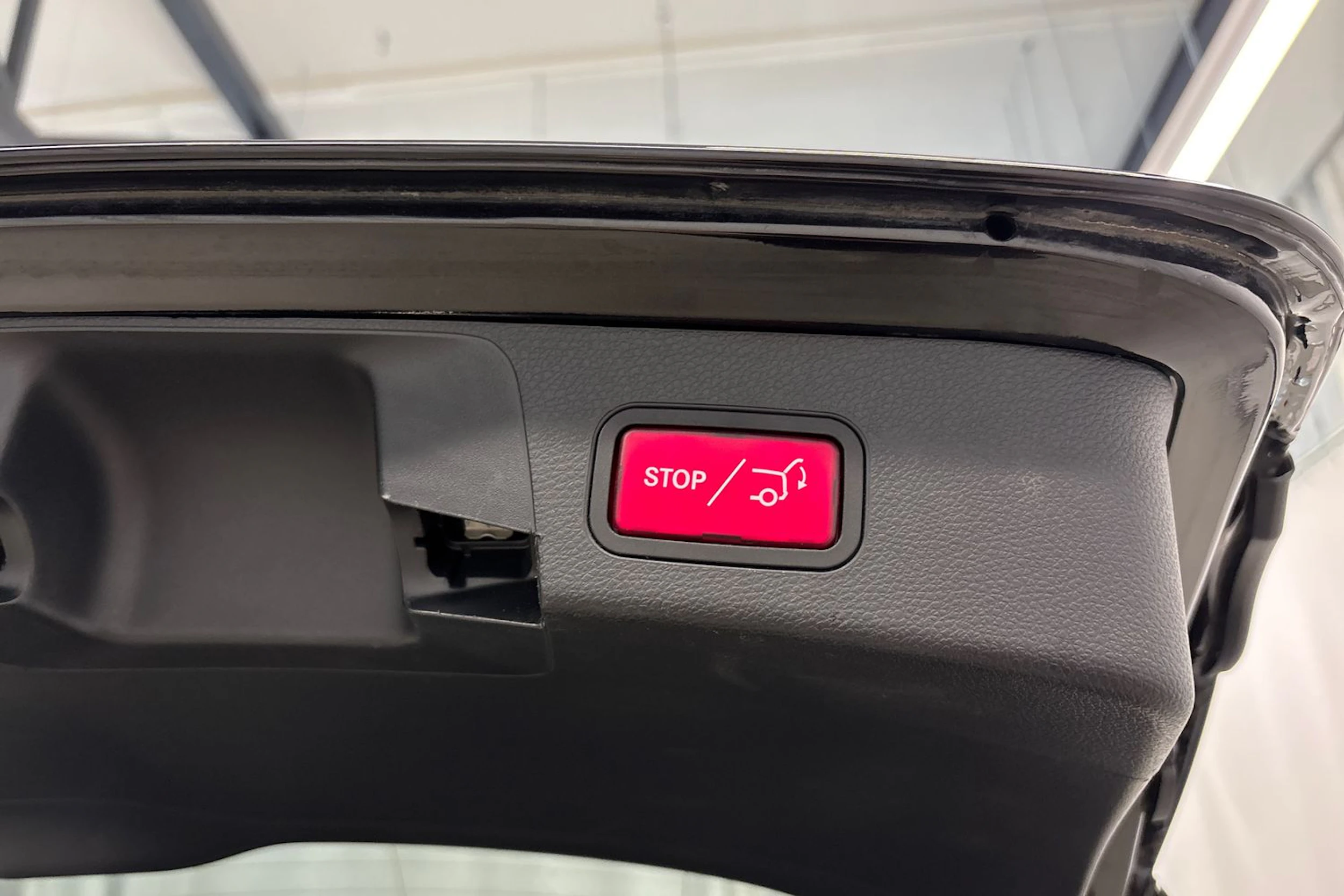 musta Mercedes-Benz C 2020 kuva 29.