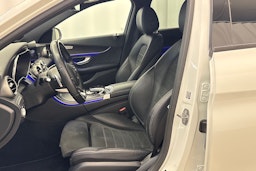 Valkoinen Mercedes-Benz C 2020 kuva 15.