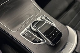 Valkoinen Mercedes-Benz C 2020 kuva 19.