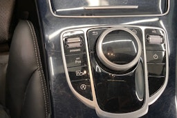 Musta Mercedes-Benz C 2020 kuva 24.