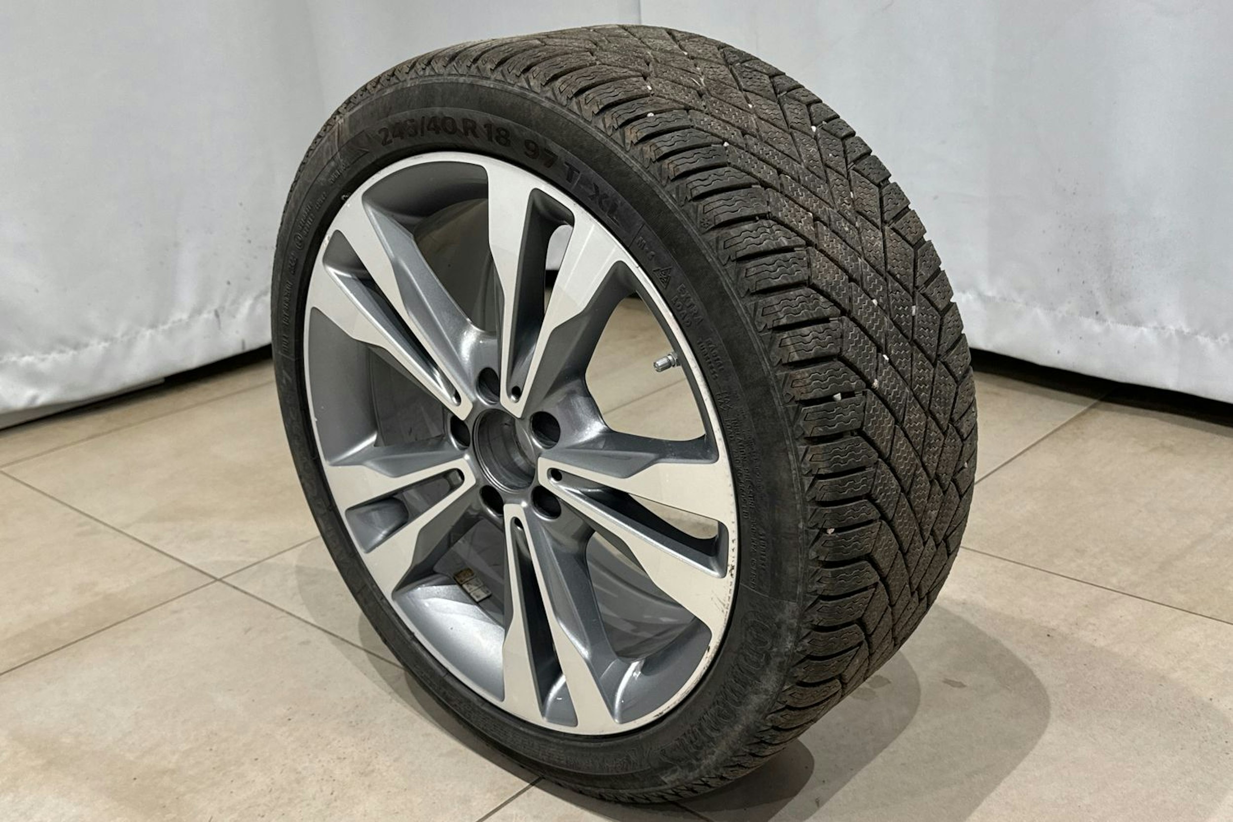 musta Mercedes-Benz C 2020 kuva 13.