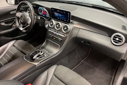 musta Mercedes-Benz C 2020 kuva 33.