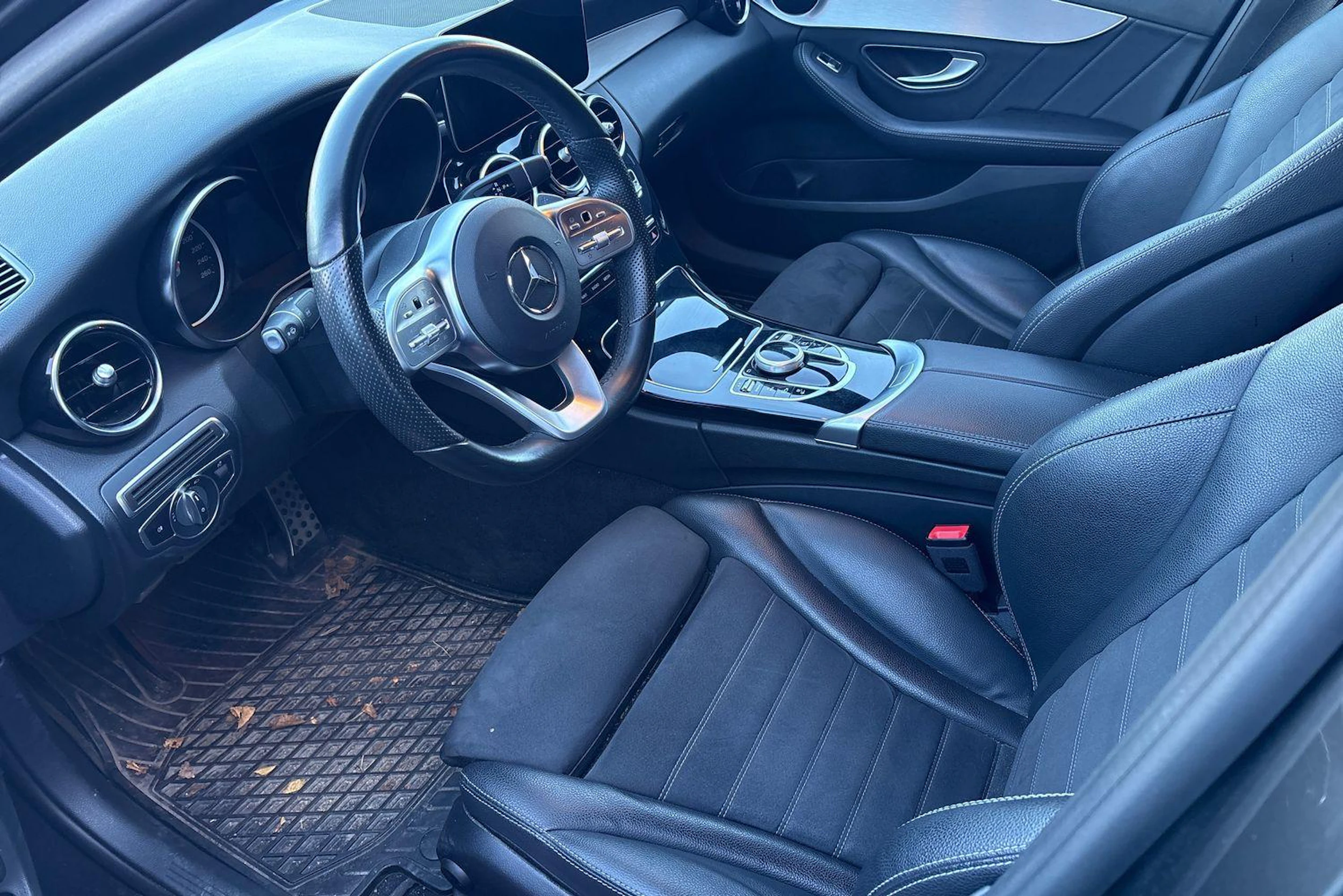 harmaa Mercedes-Benz C 2020 kuva 3.