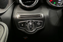 harmaa Mercedes-Benz C 2020 kuva 22.