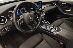 Valkoinen Mercedes-Benz C 2020 kuva 7.