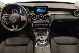 Valkoinen Mercedes-Benz C 2020 kuva 9.