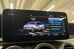 musta Mercedes-Benz C 2021 kuva 27.