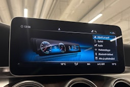 musta Mercedes-Benz C 2021 kuva 29.