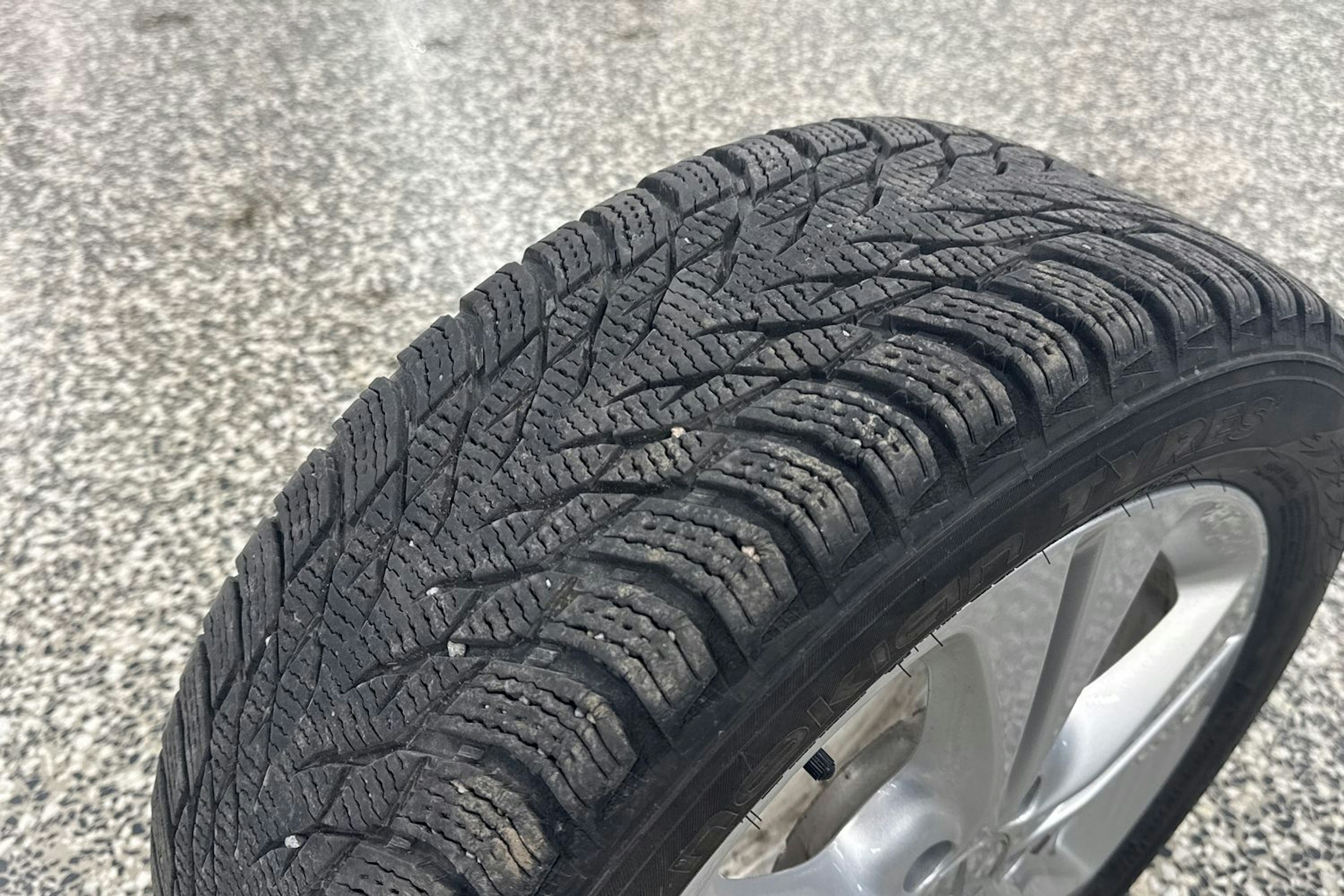 musta Mercedes-Benz C 2021 kuva 37.