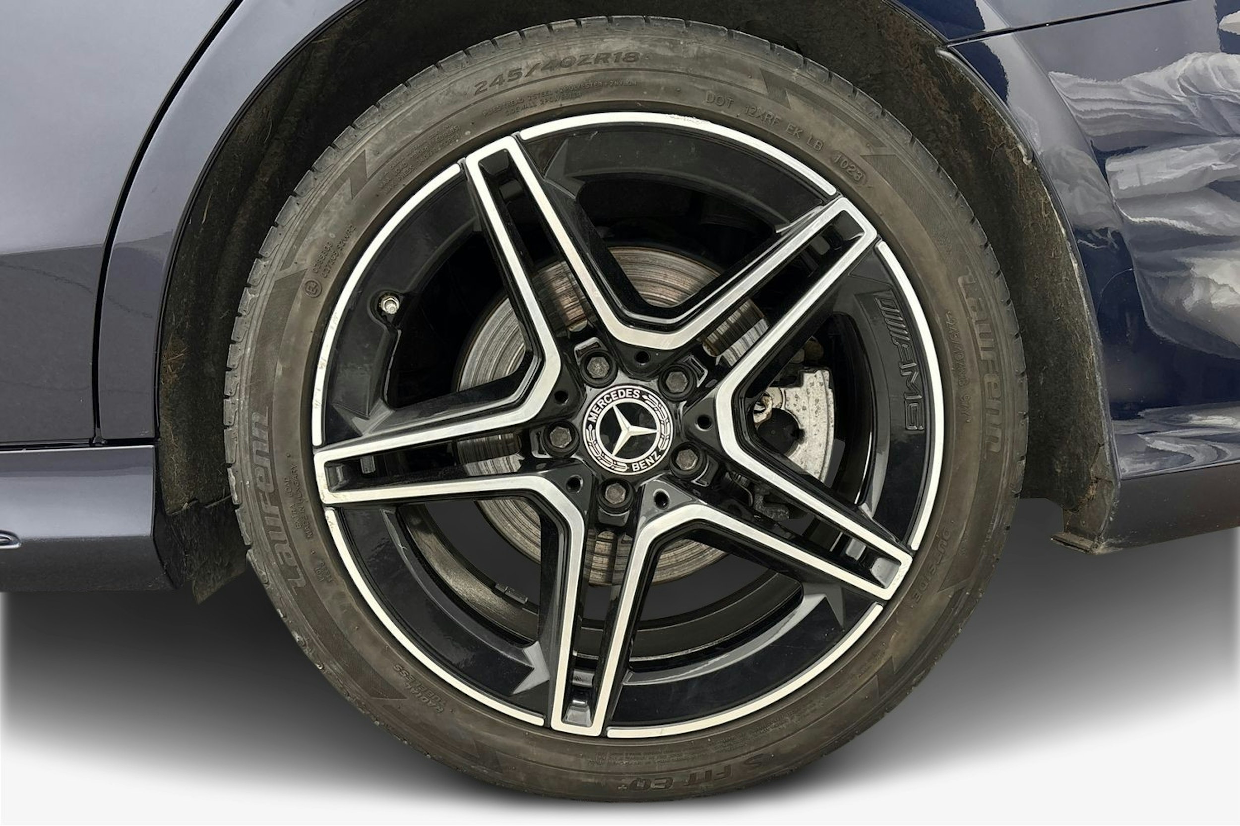 sininen Mercedes-Benz C 2021 kuva 11.