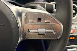 sininen Mercedes-Benz C 2021 kuva 18.