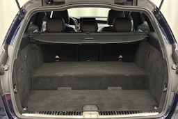 sininen Mercedes-Benz C 2021 kuva 25.