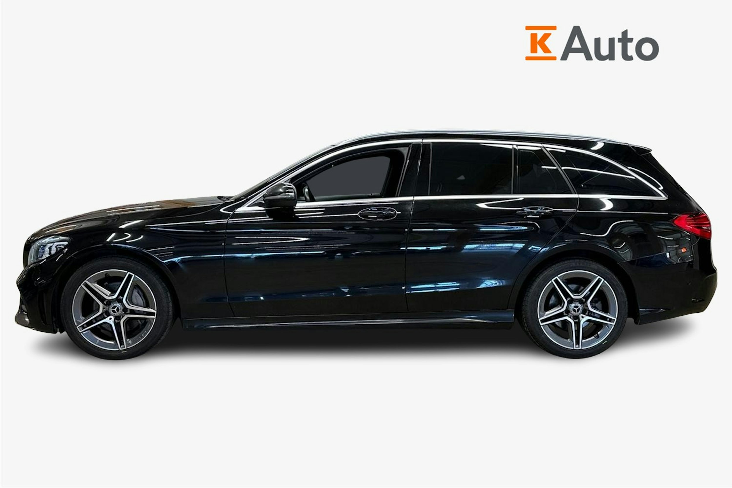 musta Mercedes-Benz C 2021 kuva 6.