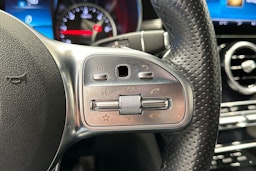 musta Mercedes-Benz C 2021 kuva 24.