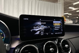 harmaa Mercedes-Benz C 2021 kuva 19.