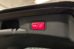 harmaa Mercedes-Benz C 2021 kuva 28.