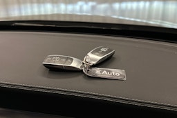 harmaa Mercedes-Benz C 2021 kuva 30.