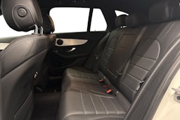 valkoinen Mercedes-Benz C 2021 kuva 10.
