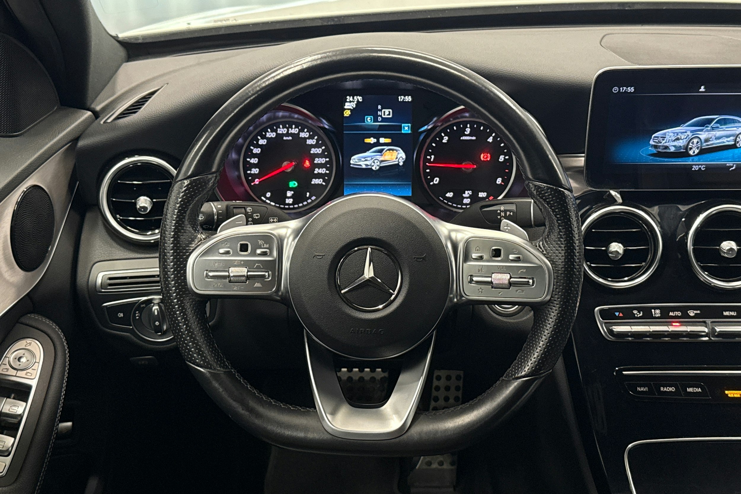 valkoinen Mercedes-Benz C 2021 kuva 14.