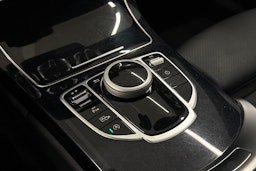 valkoinen Mercedes-Benz C 2021 kuva 23.