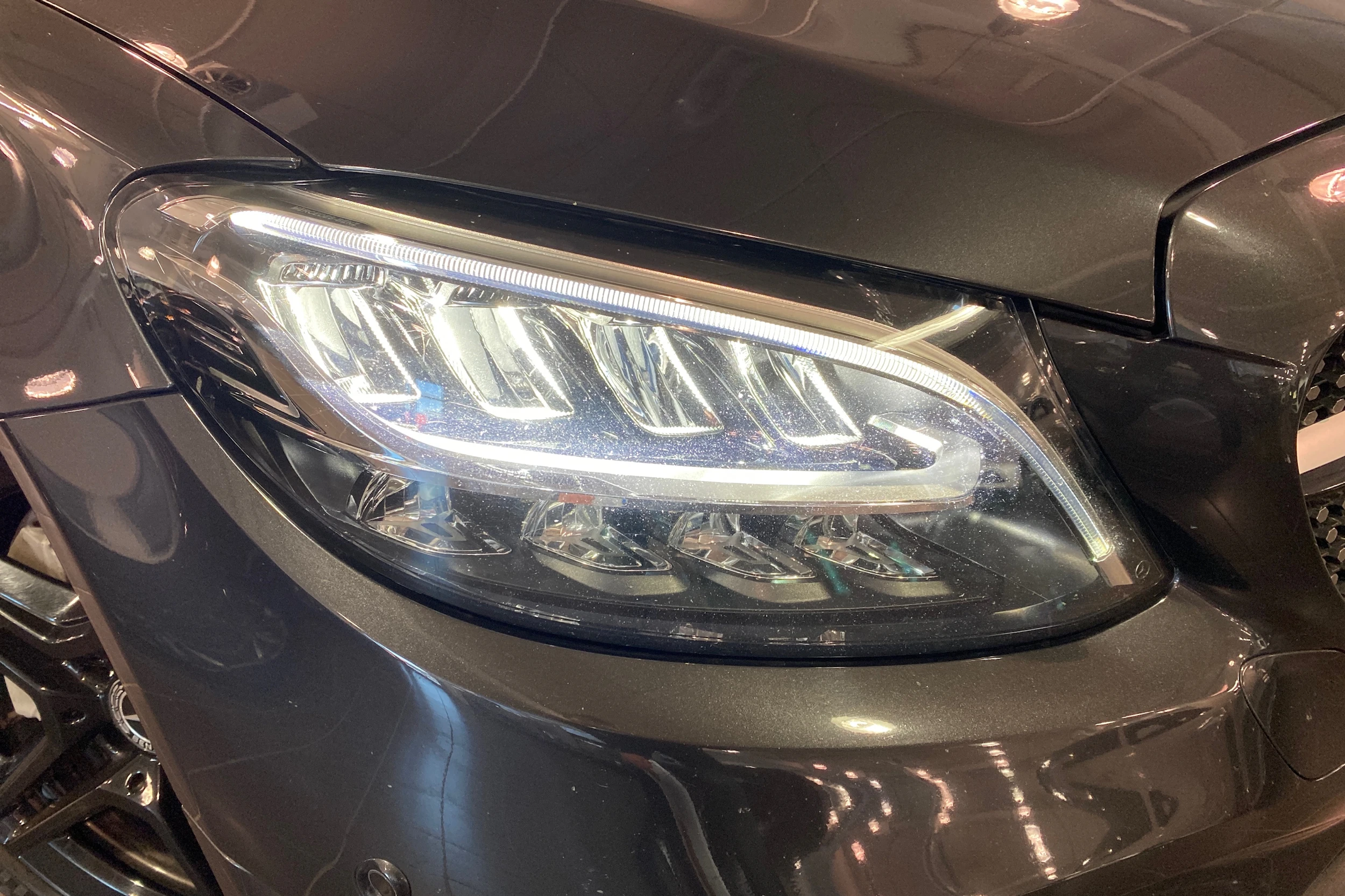 harmaa Mercedes-Benz C 2021 kuva 18.