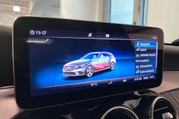 harmaa Mercedes-Benz C 2021 kuva 28.