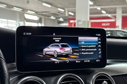 harmaa Mercedes-Benz C 2021 kuva 13.