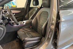 harmaa Mercedes-Benz C 2021 kuva 19.