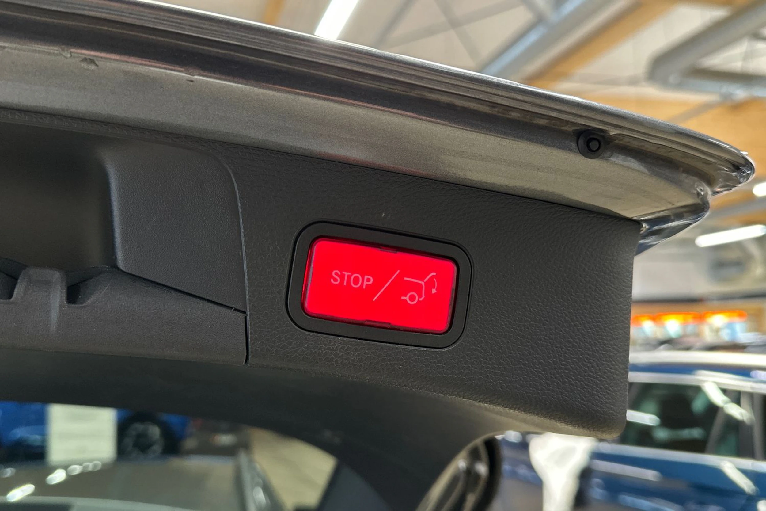 harmaa Mercedes-Benz C 2021 kuva 32.