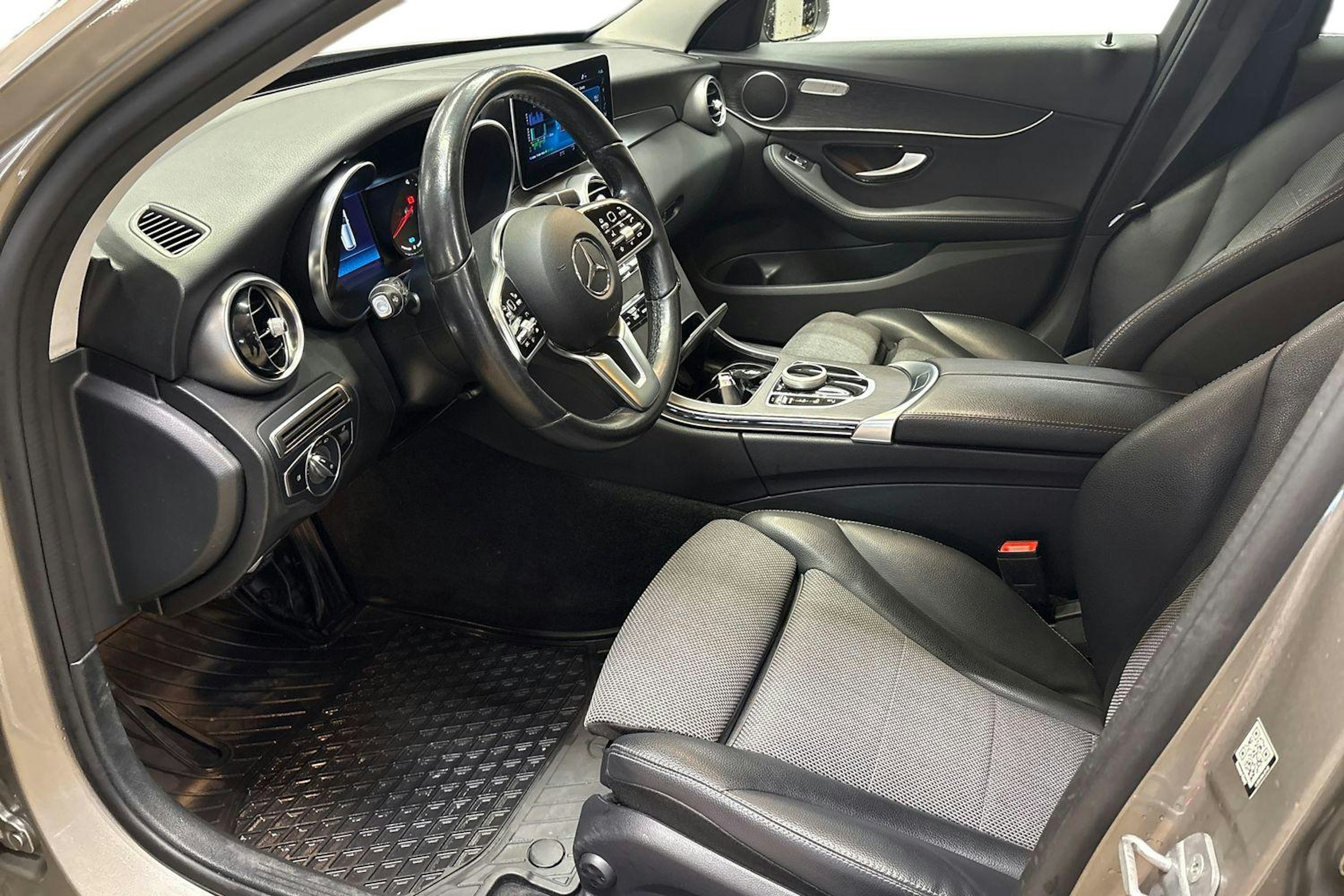 harmaa Mercedes-Benz C 2021 kuva 7.