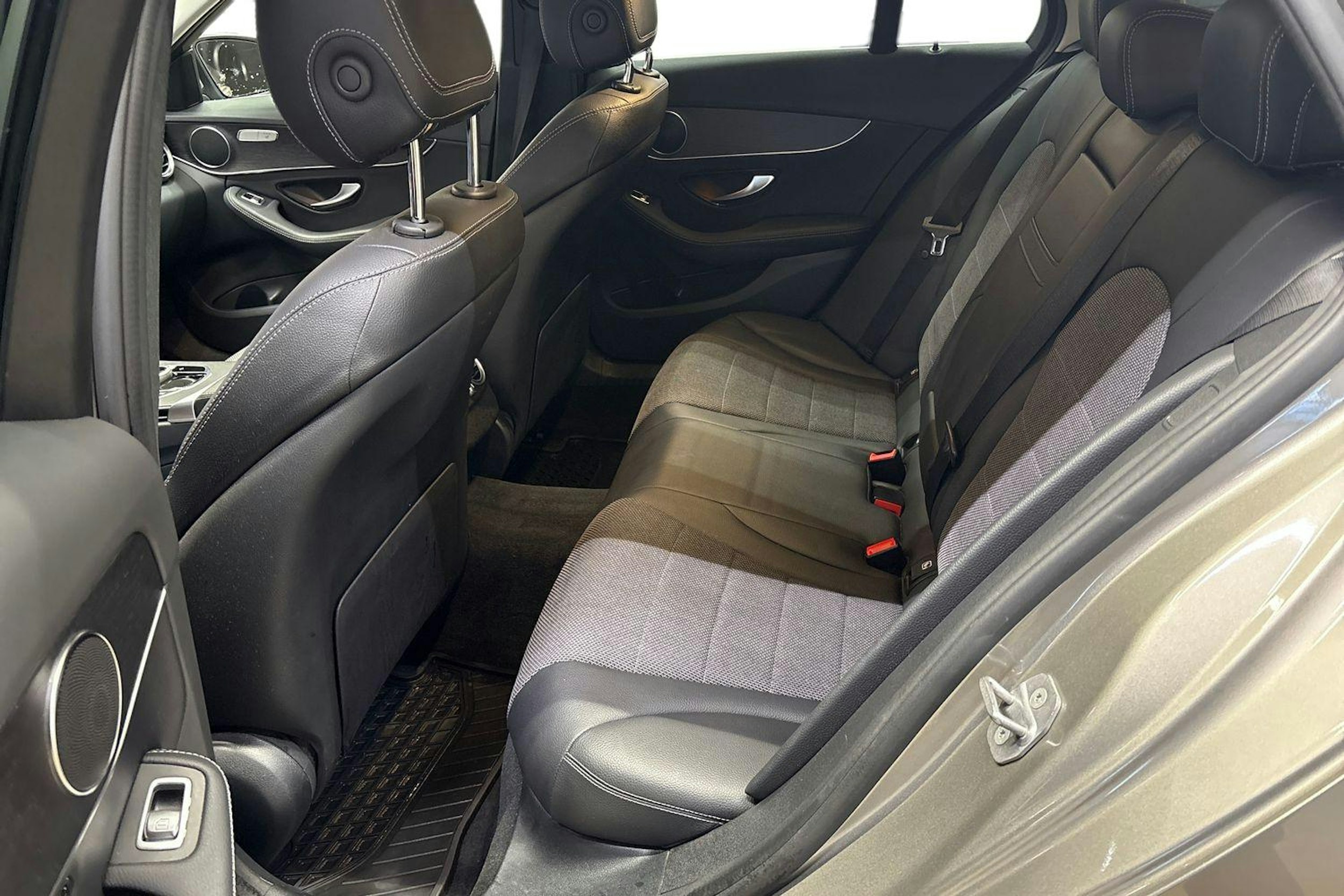 harmaa Mercedes-Benz C 2021 kuva 10.