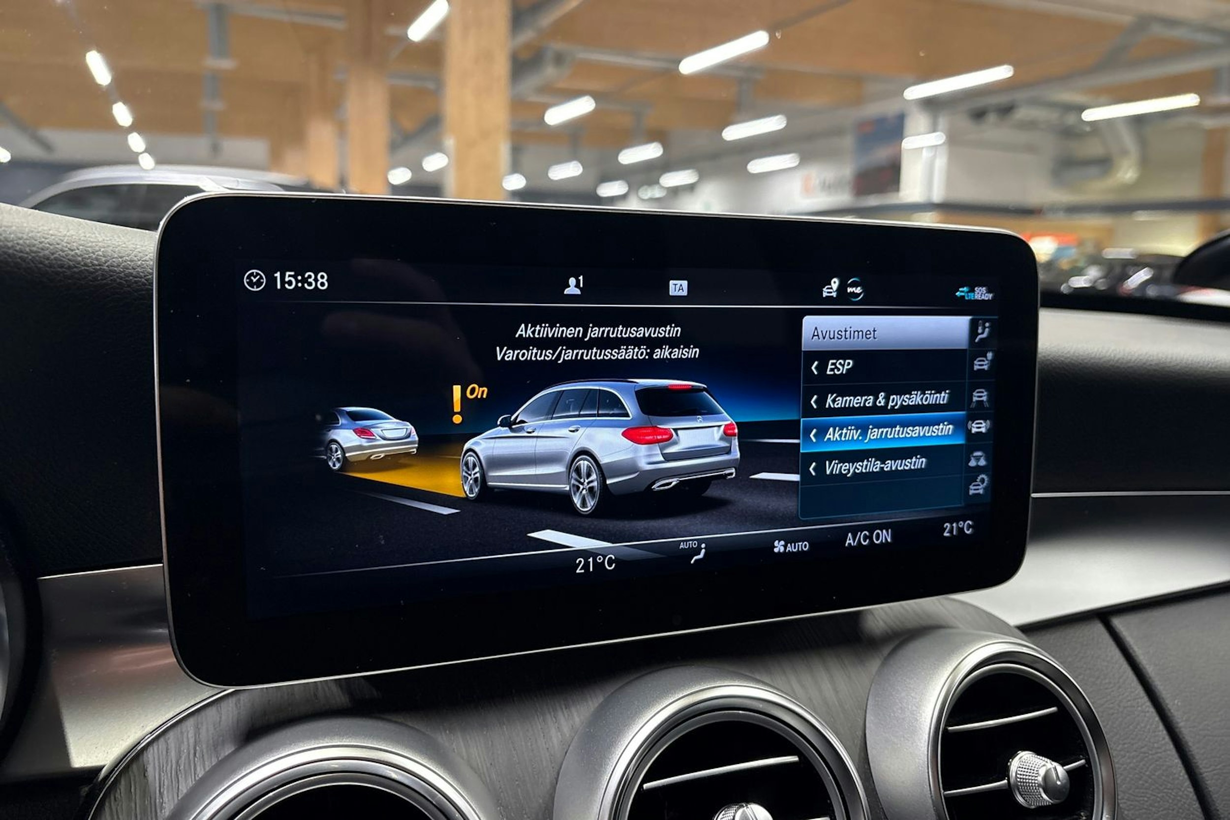 harmaa Mercedes-Benz C 2021 kuva 23.